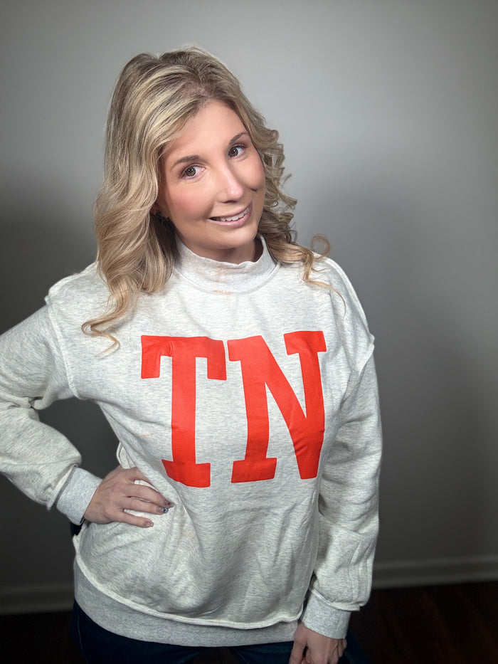 Tennessee Reversible Mock Neck Sweatshirt – 2-in-1 Light Grey Game Day Pullover