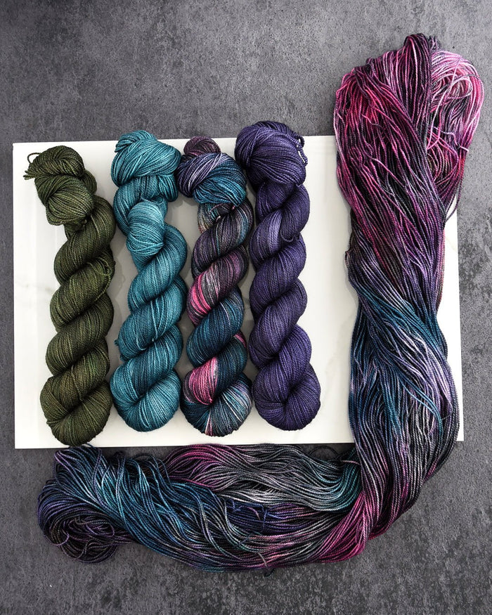 Destination Yarn fingering weight yarn Arabian Sea - All Weights