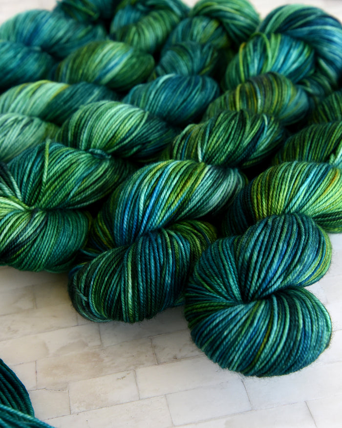 Destination Yarn Yarn Trinket Bankapura Peacock Sanctuary