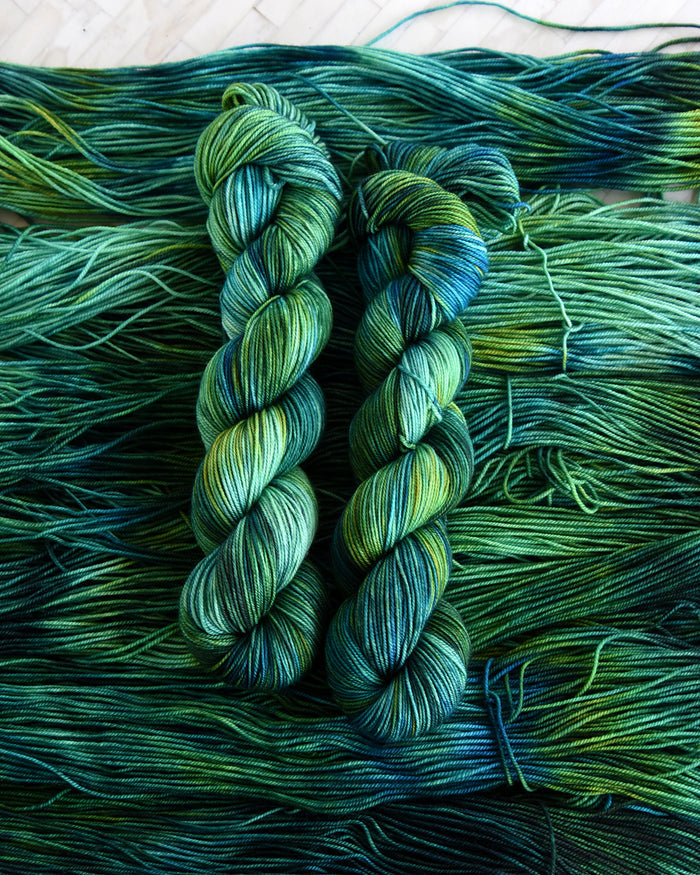 Destination Yarn Yarn Trinket Bankapura Peacock Sanctuary