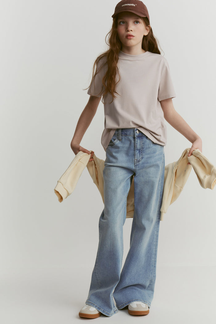 LIGHT GREY