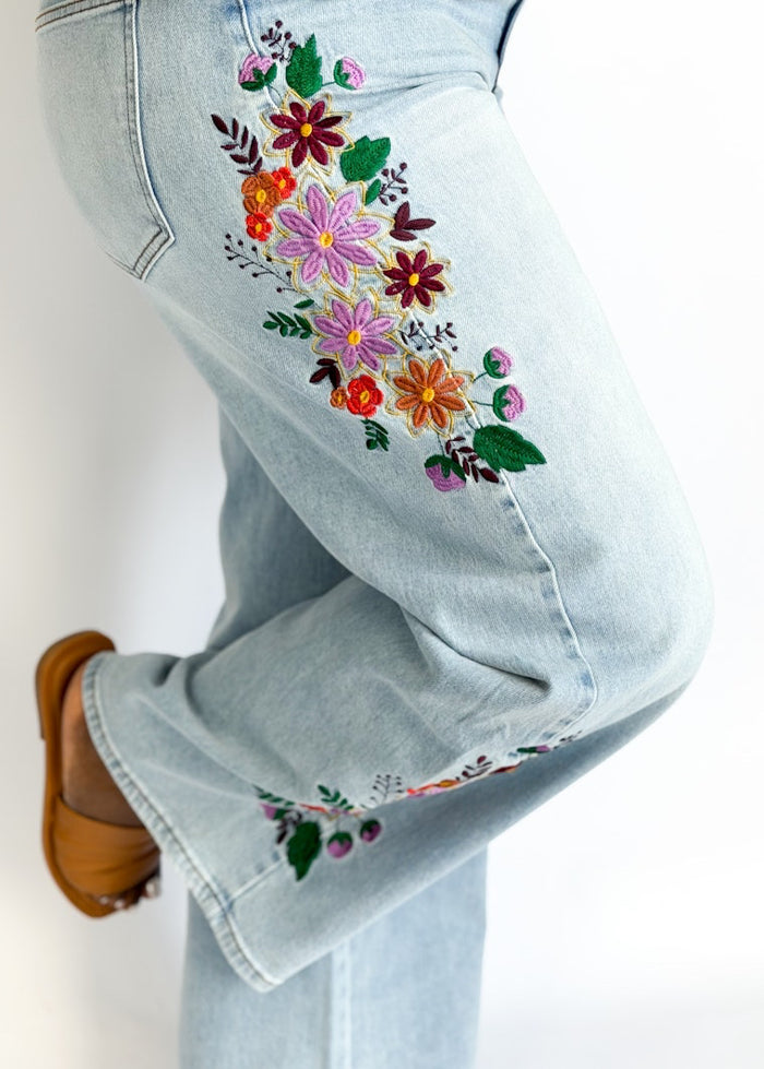 Billie Floral Embroidered Jeans