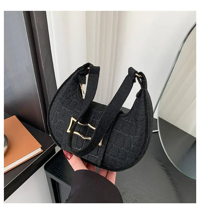 Crescent Moon Shoulder Bags fashionnsio