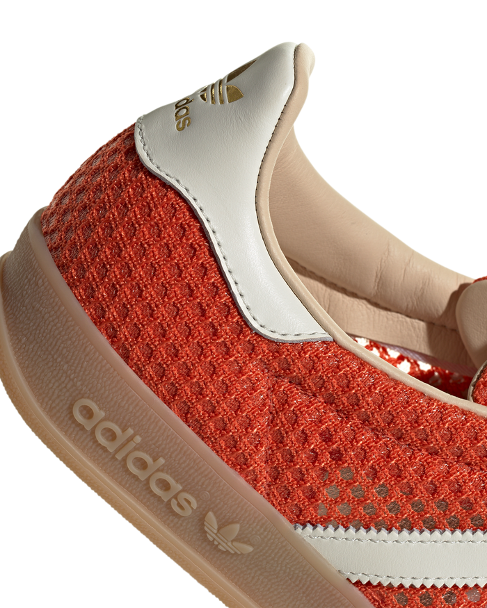 Gazelle Indoor