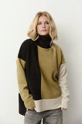 Henriette Steffensen Fleece Patch Sweater Olive/Soft Black/Kit | 1380