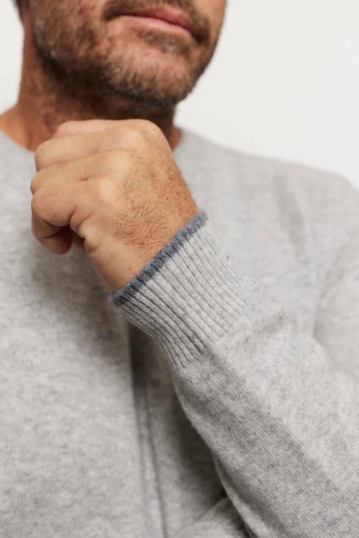 Alessandra Cashmere Sweater Jules Cashmere Sweater in Grey