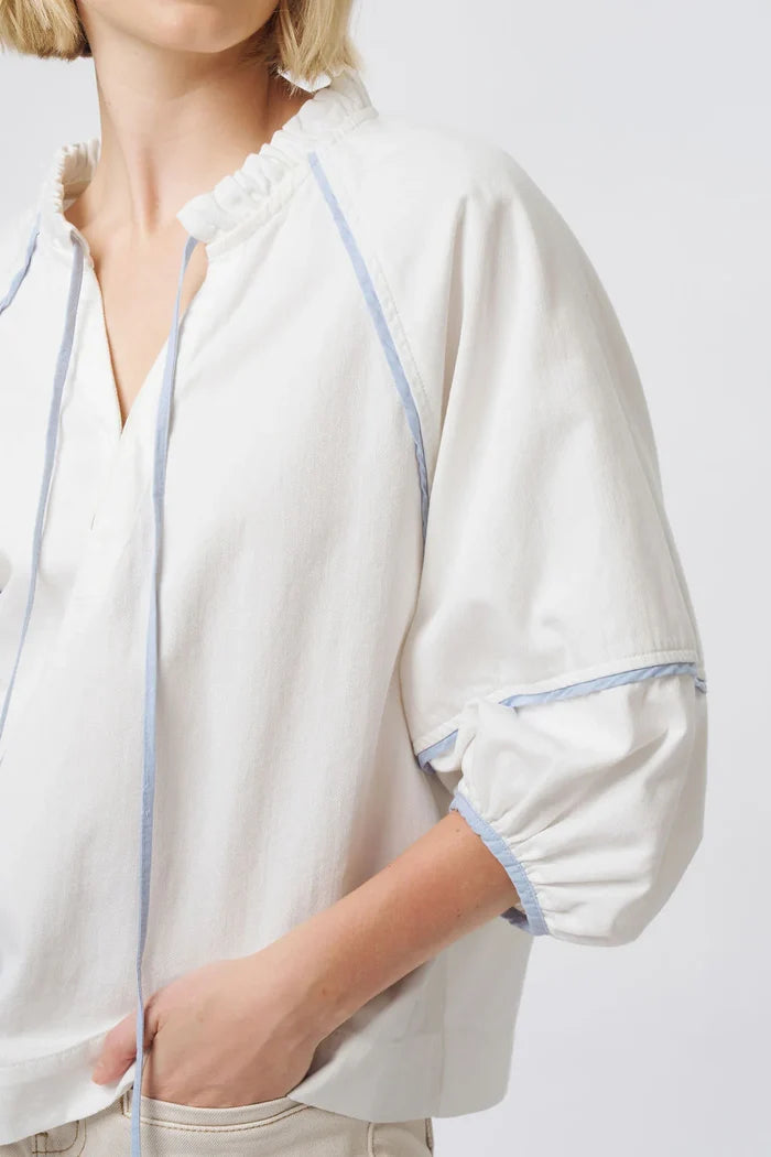 Kireina - Joanne Shirt | White with Blue Trim