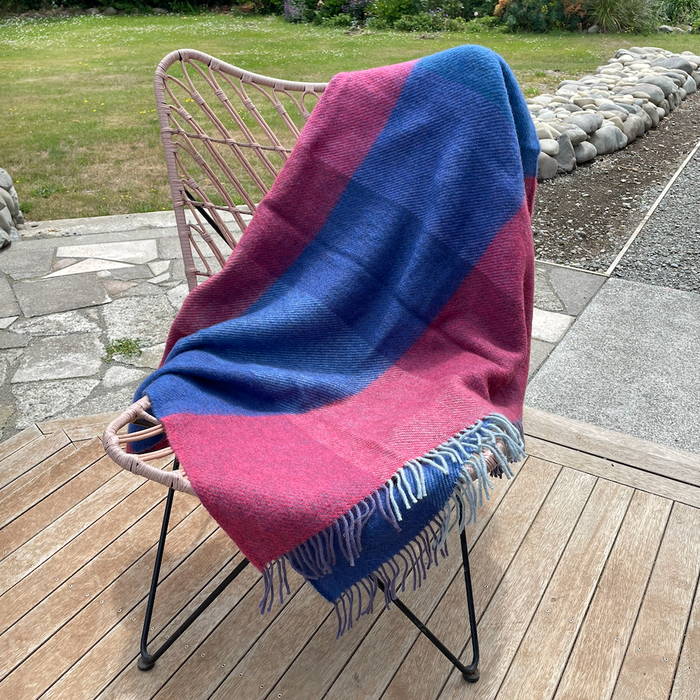 Klippan - Lambswool and Gotland Check Throw Mauve