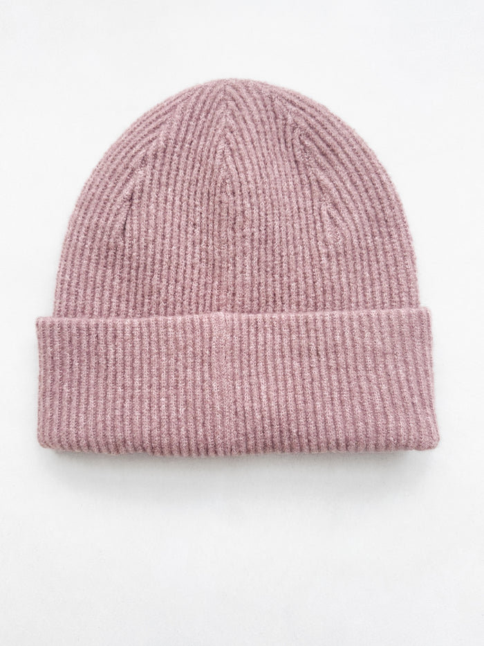 Label Knitted Beanie - Dusty Pink