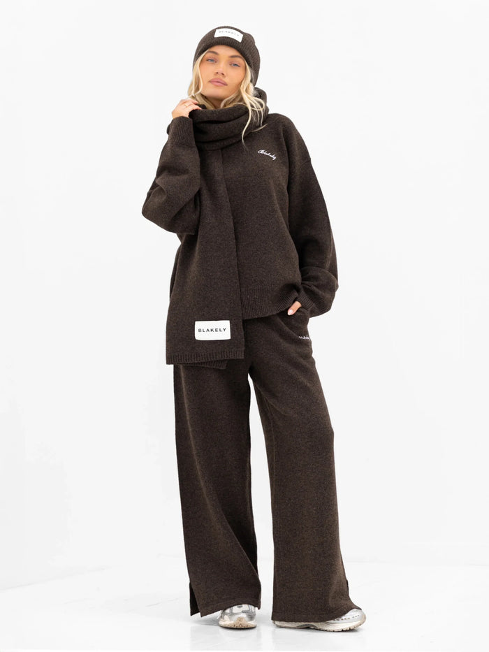 Label Knitted Scarf - Chocolate Brown