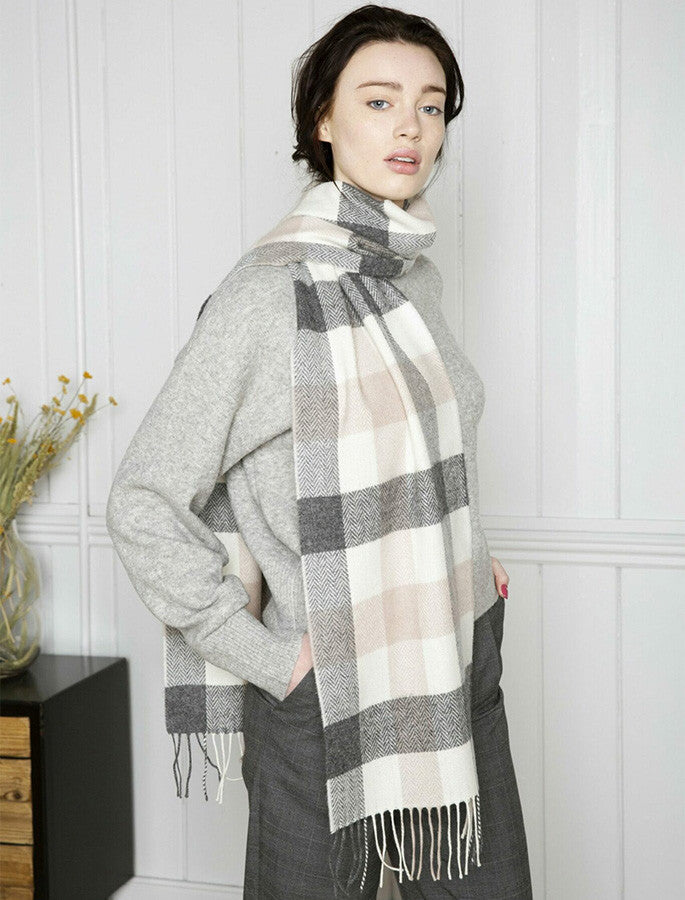 Lambswool Scarf - Neutral Block #color_neutral-block