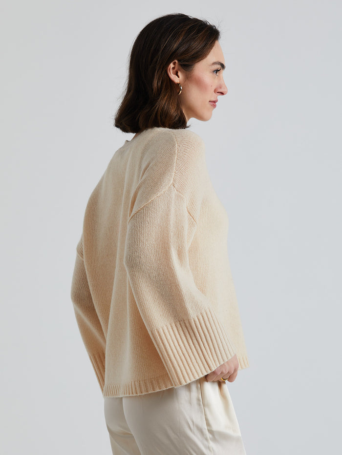 LD&CO -  Wide Sleeve Crew - Oat - LC7187