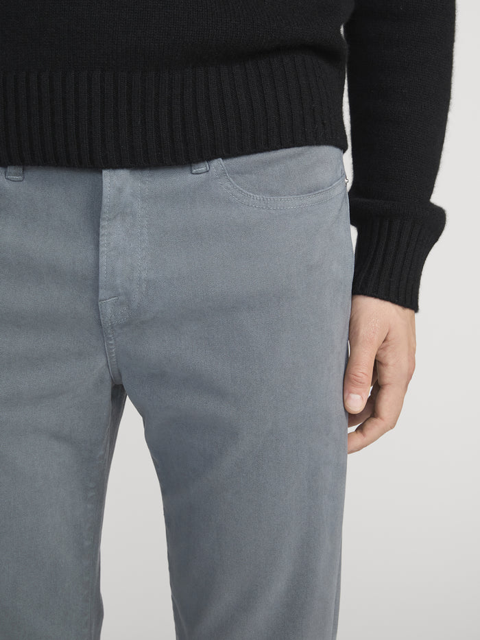 L'Homme Slim Brushed Twill -- Modern Grey