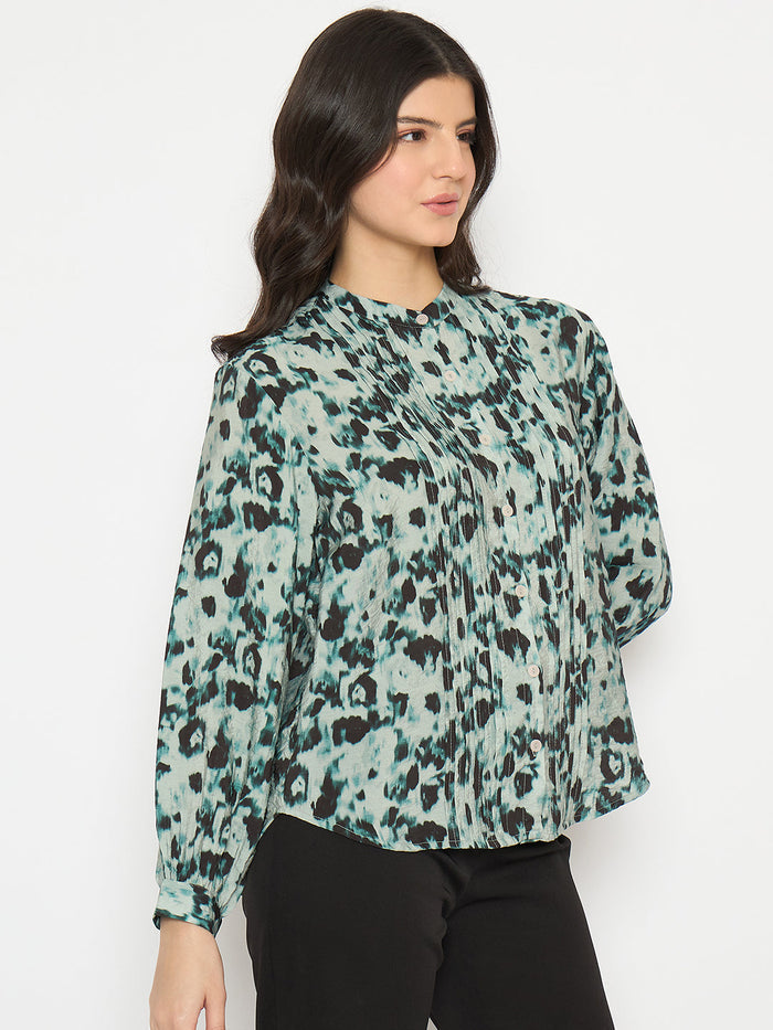 Madame Button Detailed Printed Green Chambray Top