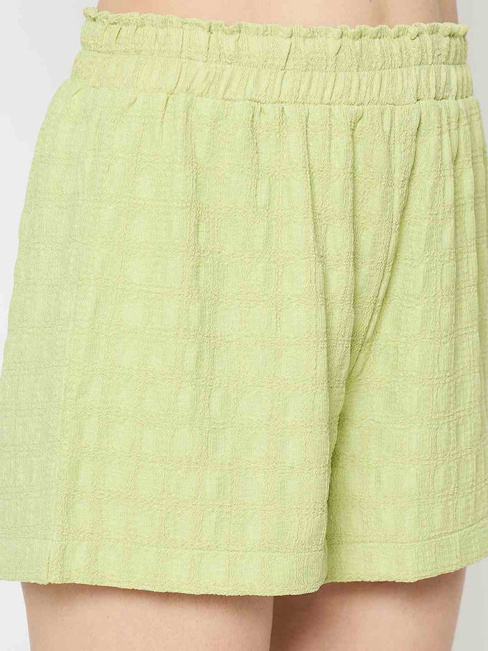 Madame Elasticated Solid Green Shorts