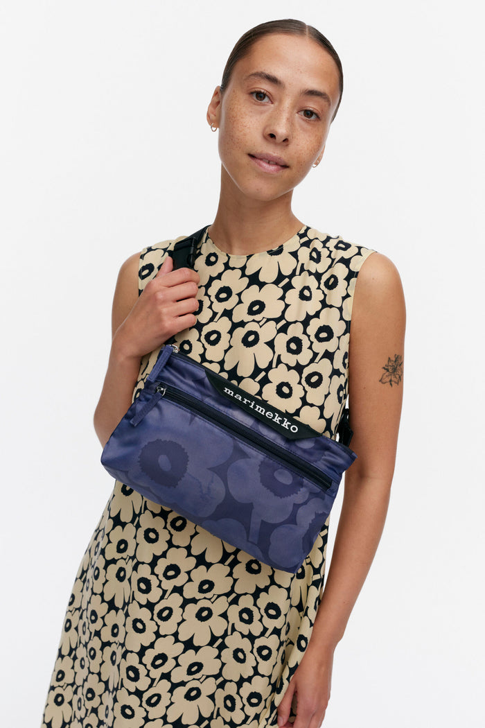 Marimekko Neat Crossbody Unikko Small Navy/Blue