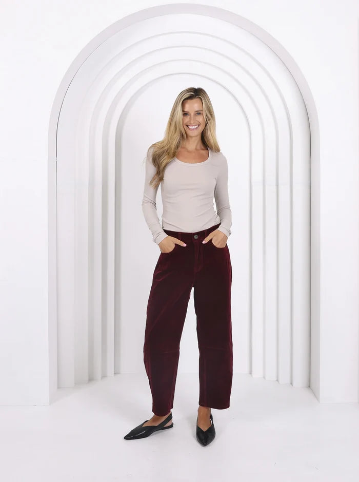 Monaco - Toni Barrel Jeans - Brunette - PDN89MJ