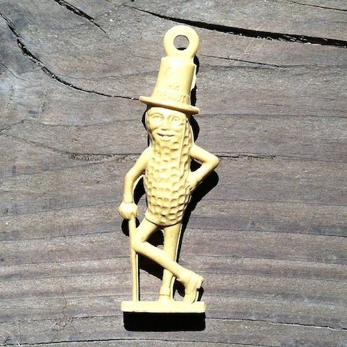MR. PEANUT Fan Pull Toy 1940s