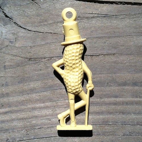 MR. PEANUT Fan Pull Toy 1940s