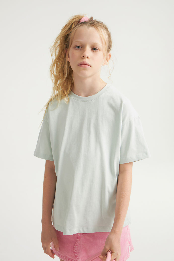 LIGHT BLUE
