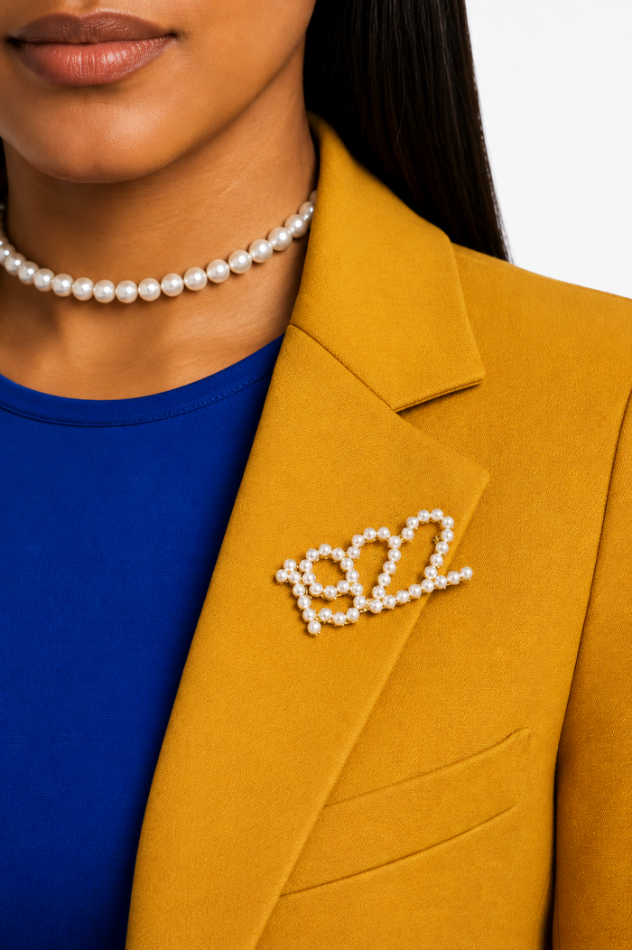 Pearl 1922 Pin