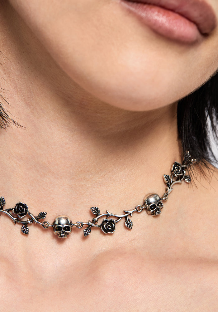 Sezora Rose Skull Choker
