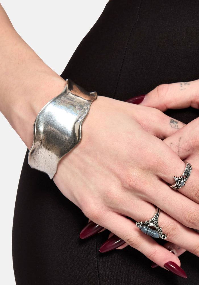 Shenyl Chunky Cuff