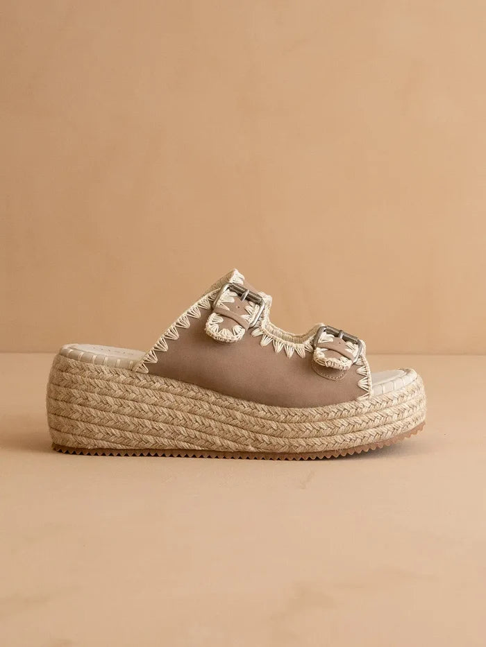 The Eugenia | Cedar Wood Embroidered Raffia Platform Slide