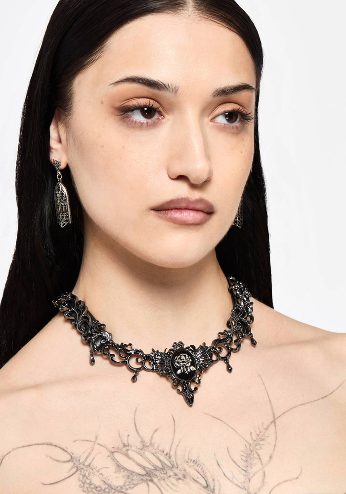 Velthra Rose Cameo Necklace